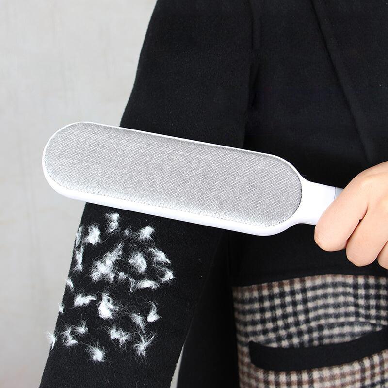 Reusable Pet Hair Remover with Self-Cleaning Base